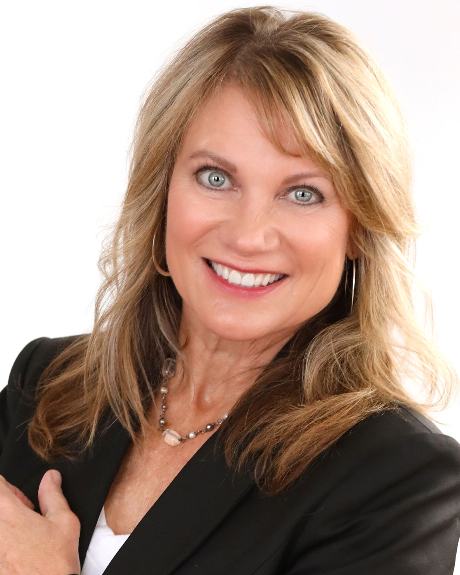 Lynnette Nelson - Realtor